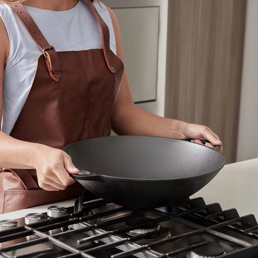 Wok Victoria de Hierro Fundido 35.5 cm
