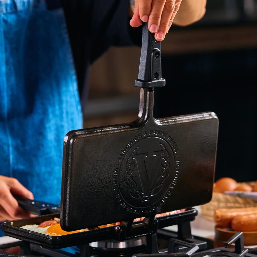 Sanduchera Victoria de Hierro Fundido Curada